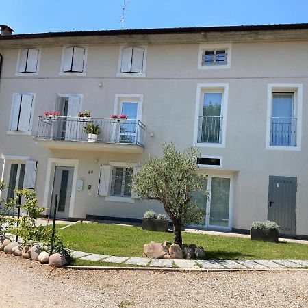 Апартаменты Casale Luel Валеджо-суль-Минчо Экстерьер фото